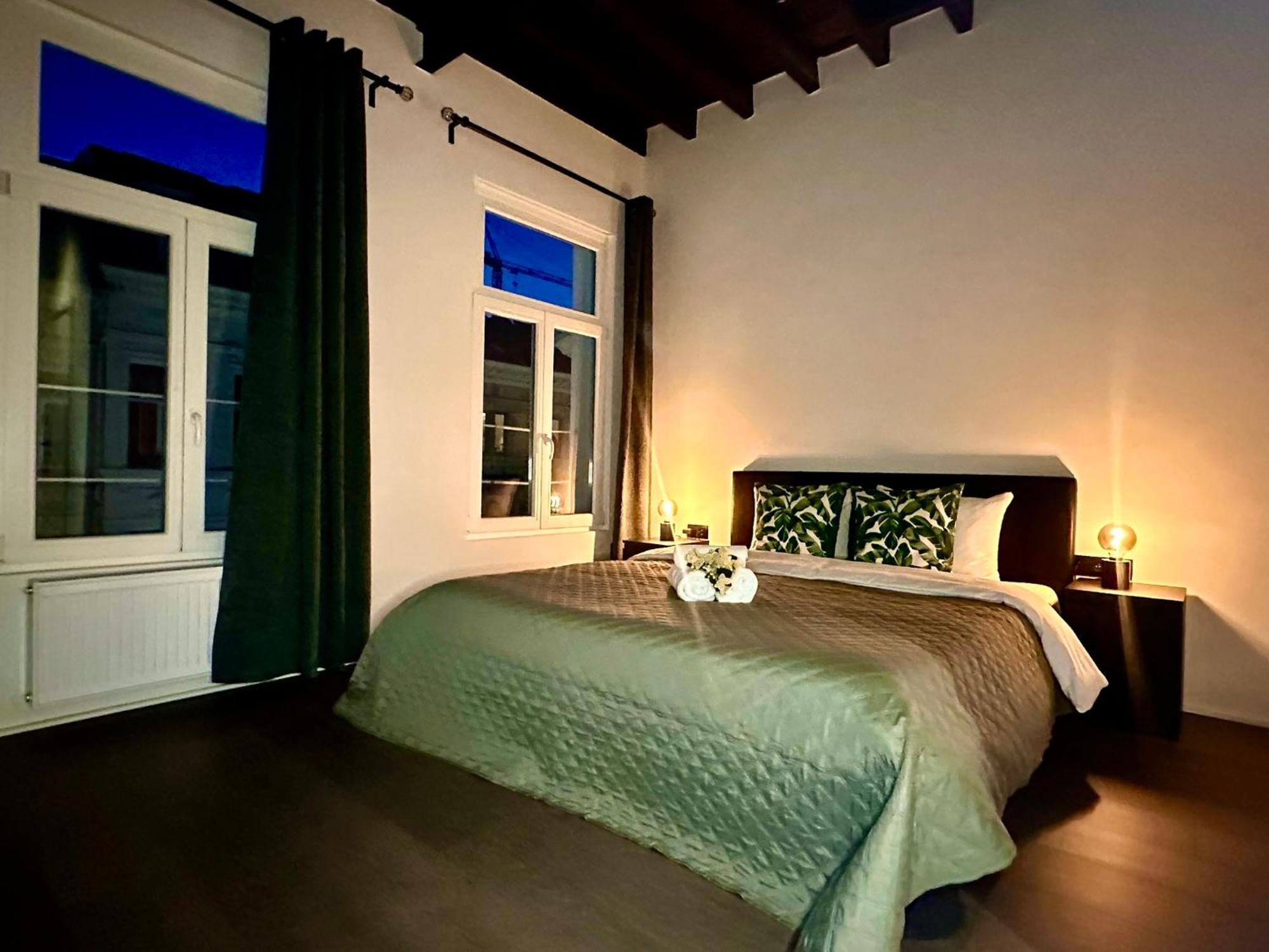 Luxury Suites Princess By Rikas Hotels Amberes Exterior foto