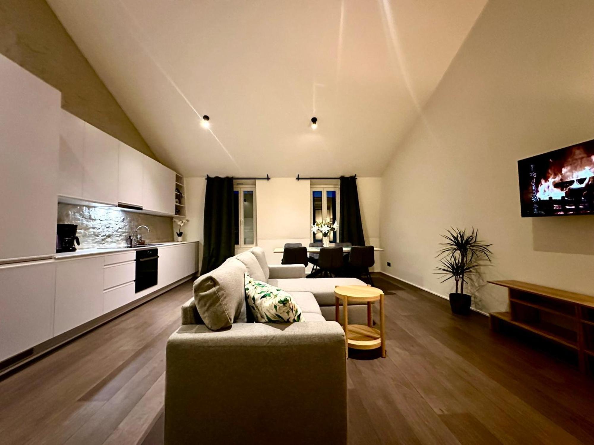 Luxury Suites Princess By Rikas Hotels Amberes Exterior foto